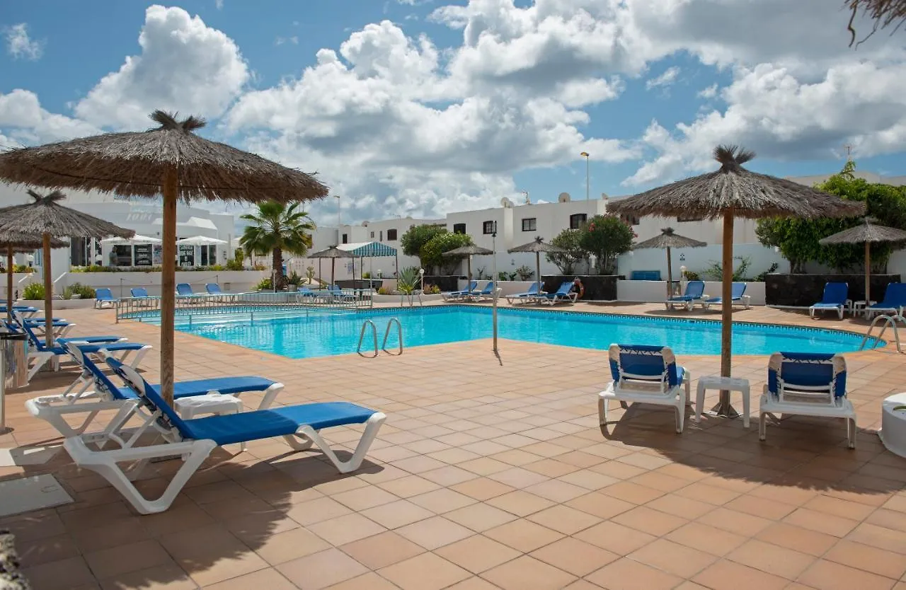 Apartamentos Livvo Oasis Puerto del Carmen  Puerto del Carmen (Lanzarote)