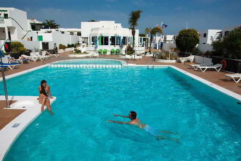 Apartamentos Livvo Oasis Puerto del Carmen  Puerto del Carmen (Lanzarote)